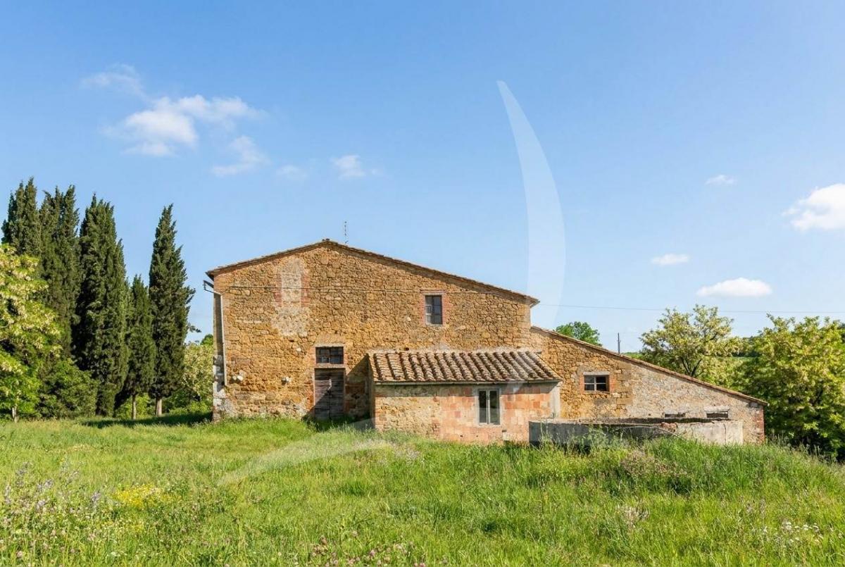 Picture of Home For Sale in Torrita Di Siena, Tuscany, Italy