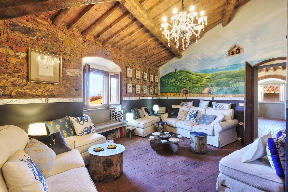 Picture of Apartment For Sale in Castagneto Carducci, Tuscany, Italy