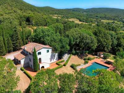 Villa For Sale in Riparbella, Italy