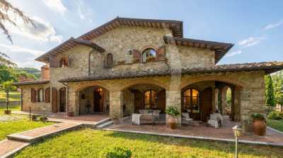 Villa For Sale in Sarteano, Italy