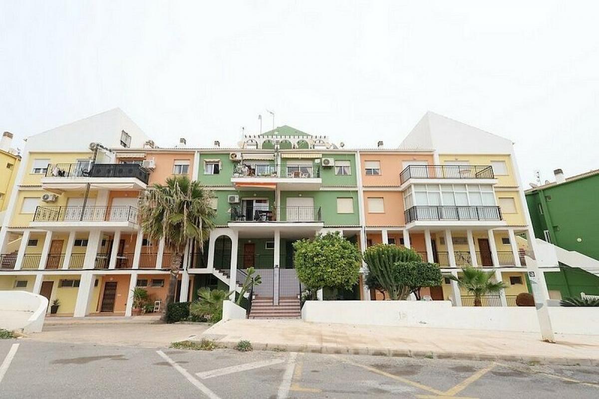 Picture of Apartment For Sale in Torrevieja, Alicante, Spain