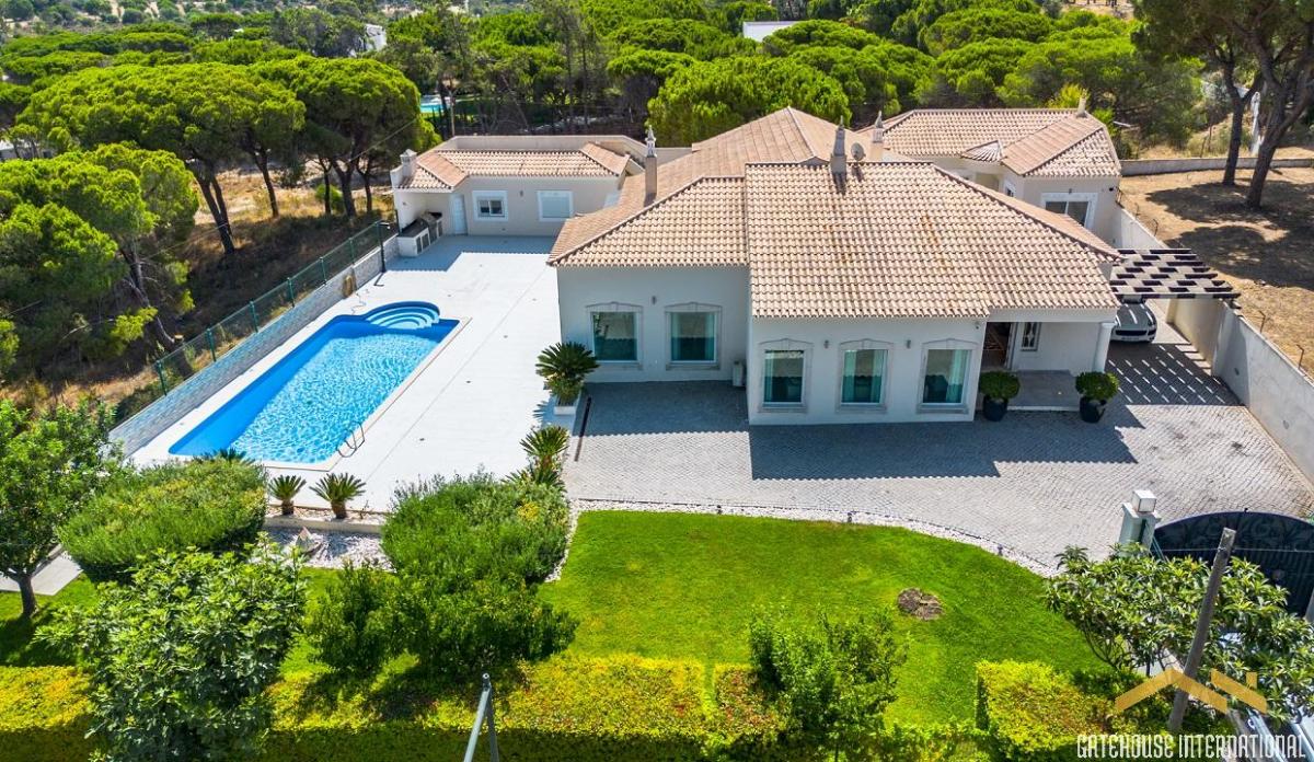 Picture of Villa For Sale in Almancil, Algarve, Portugal