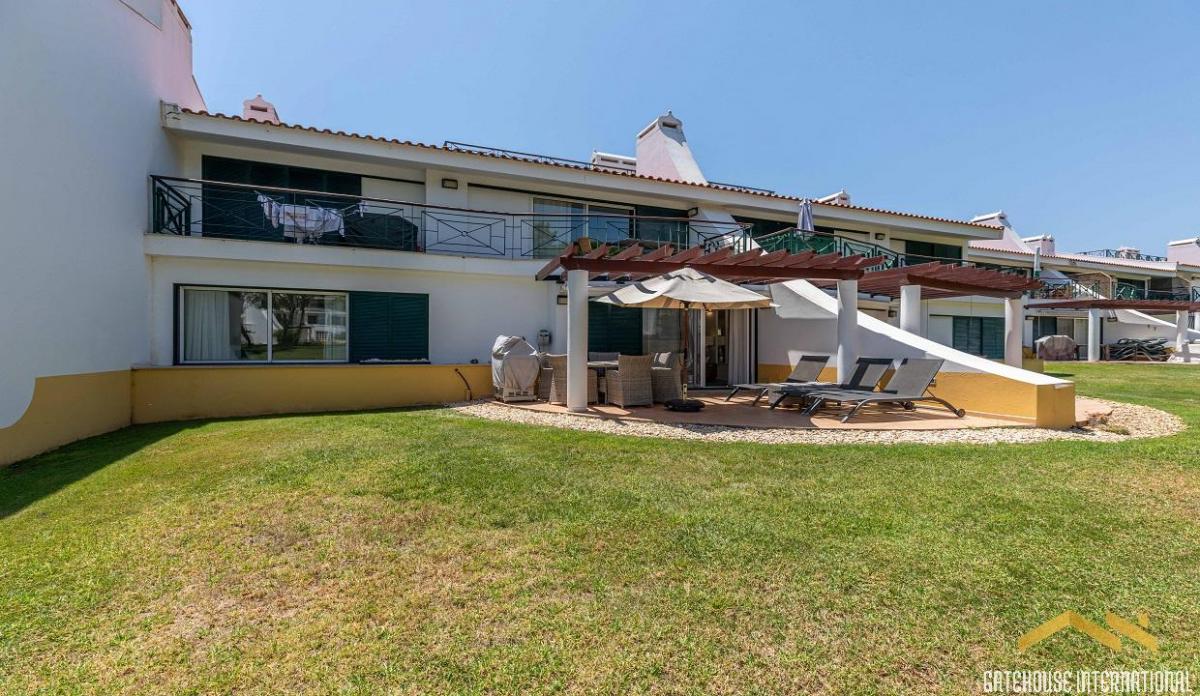Picture of Apartment For Sale in Vilamoura, Algarve, Portugal