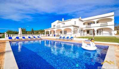 Villa For Sale in Estoi, Portugal
