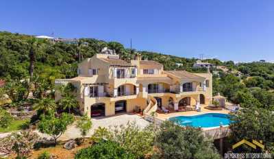 Villa For Sale in Sao Bras de Alportel, Portugal