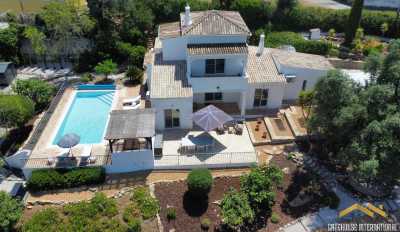 Villa For Sale in Sao Bras de Alportel, Portugal