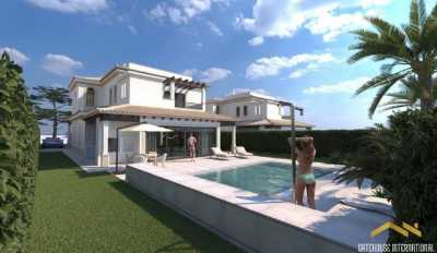 Villa For Sale in Albufeira, Portugal