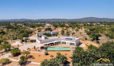 Villa For Sale in