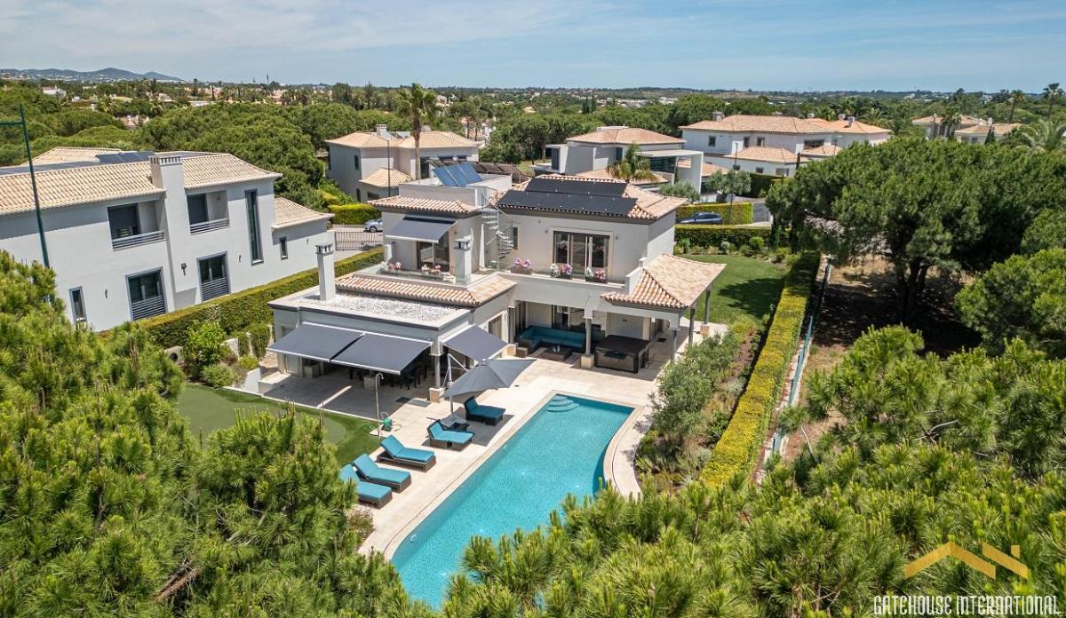 Picture of Villa For Sale in Vilamoura, Algarve, Portugal