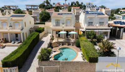 Villa For Sale in Praia Da Luz, Portugal