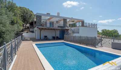Villa For Sale in Sao Bras de Alportel, Portugal