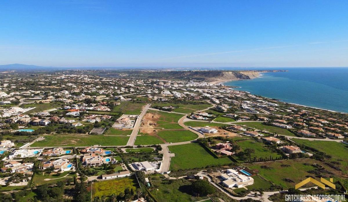 Picture of Residential Land For Sale in Praia Da Luz, Algarve, Portugal