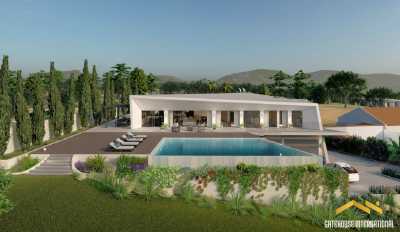 Villa For Sale in 