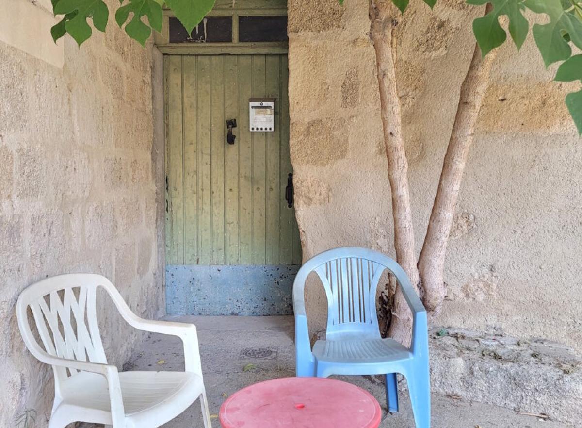 Picture of Home For Sale in Autignac, Languedoc Roussillon, France