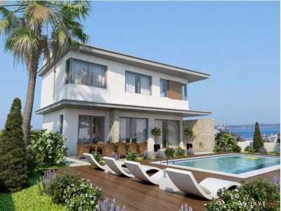 Villa For Sale in