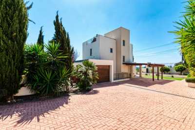 Villa For Sale in 