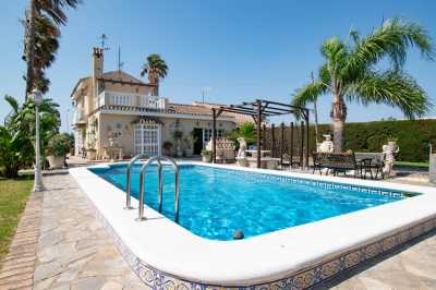 Villa For Sale in Cadiz, Spain