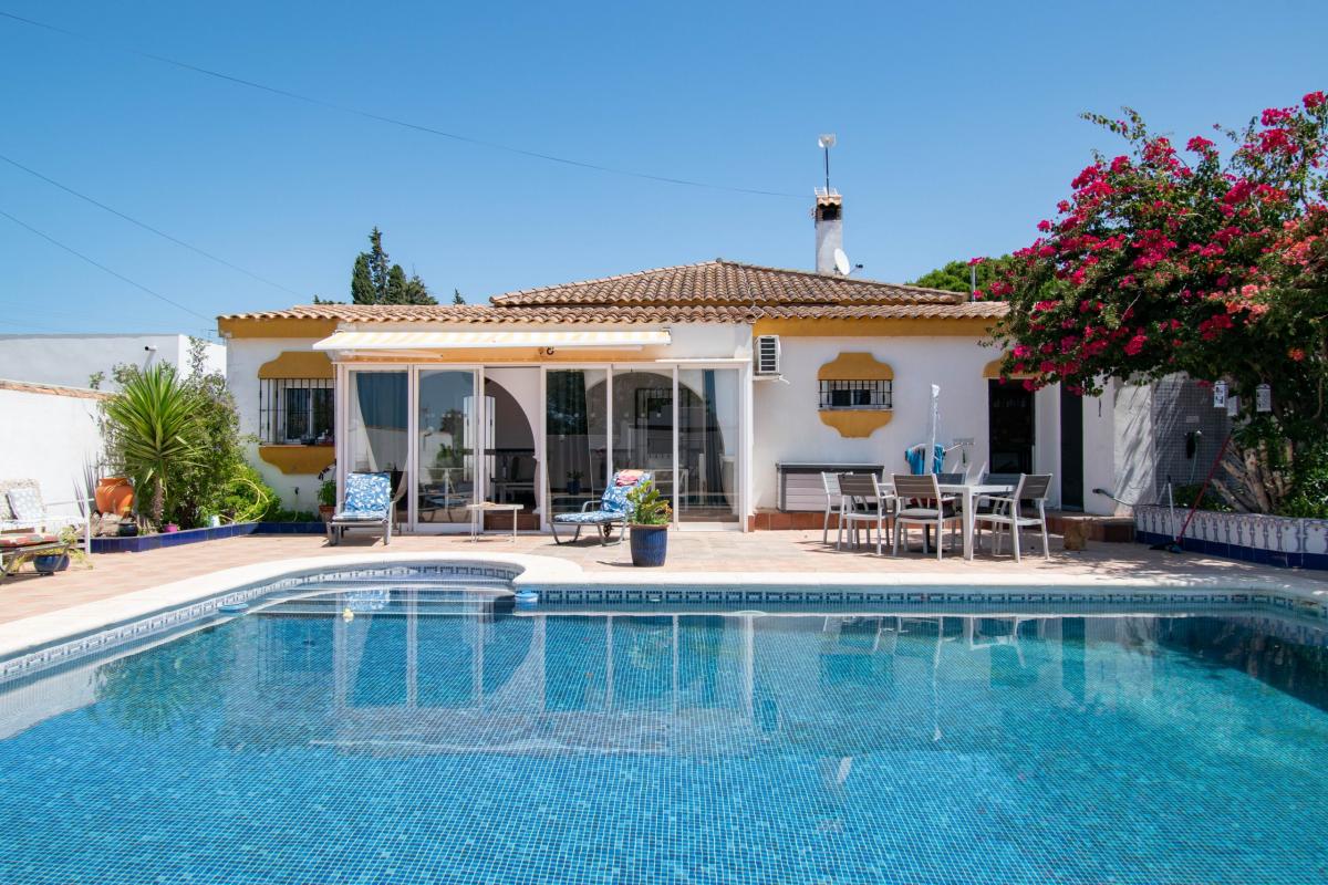 Picture of Villa For Sale in Chiclana, Cadiz, Spain