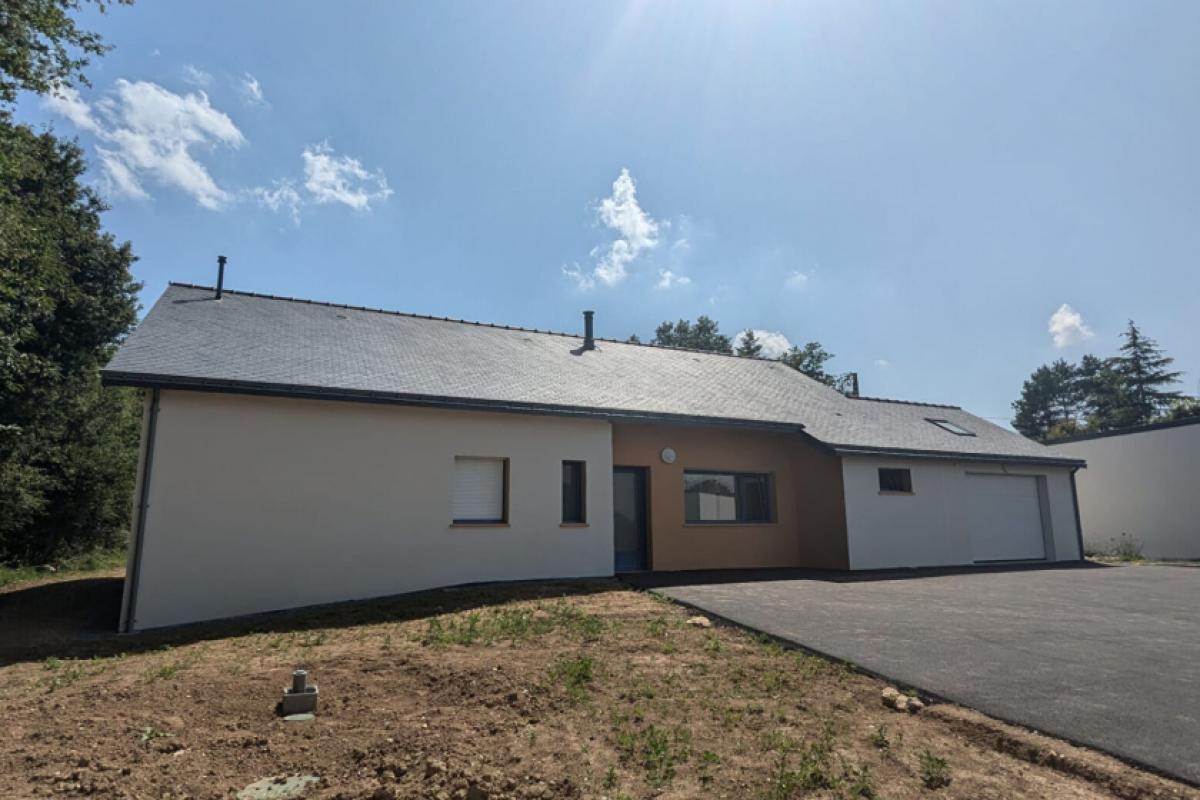 Picture of Home For Rent in Morbihan, Morbihan, France