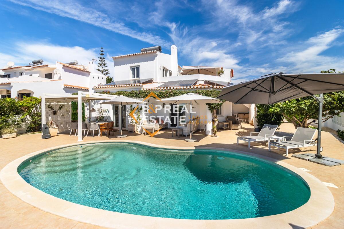 Picture of Villa For Sale in Lagos, Algarve, Portugal