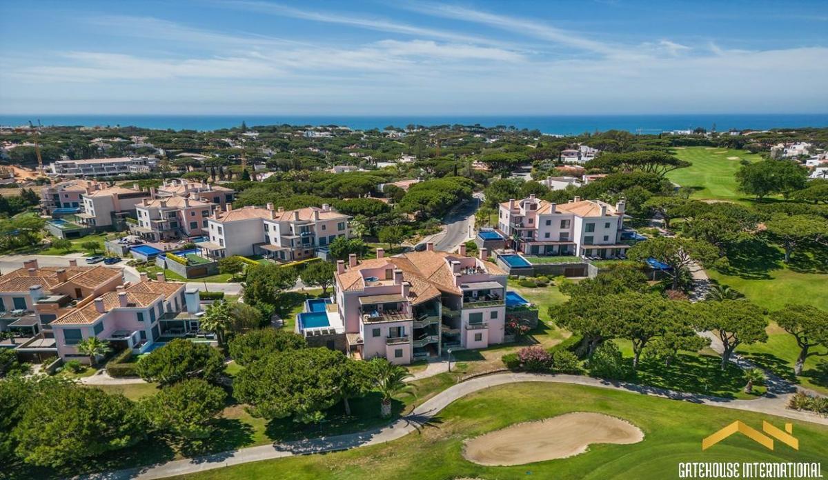 Picture of Apartment For Sale in Almancil, Algarve, Portugal
