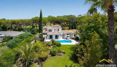 Villa For Sale in 