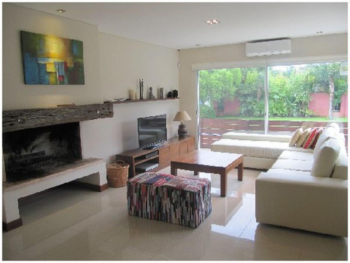 Picture of Home For Sale in Maldonado, Maldonado, Uruguay