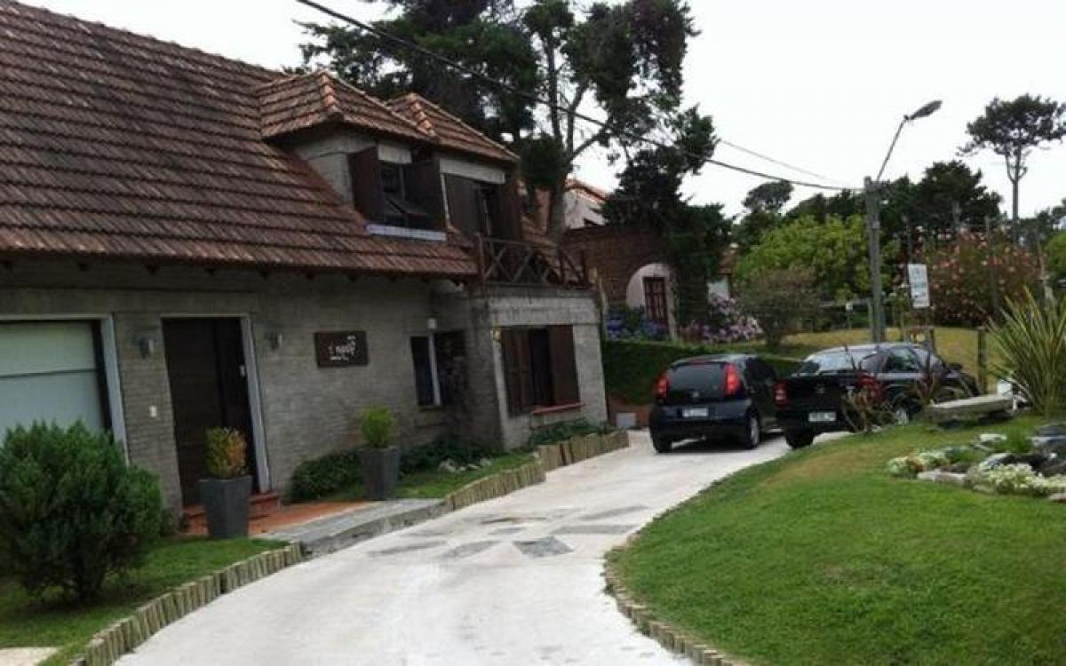 Picture of Home For Sale in Maldonado, Maldonado, Uruguay