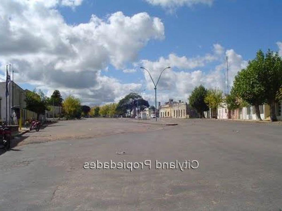 Picture of Residential Land For Sale in Treinta y Tres, Treinta y Tres, Uruguay