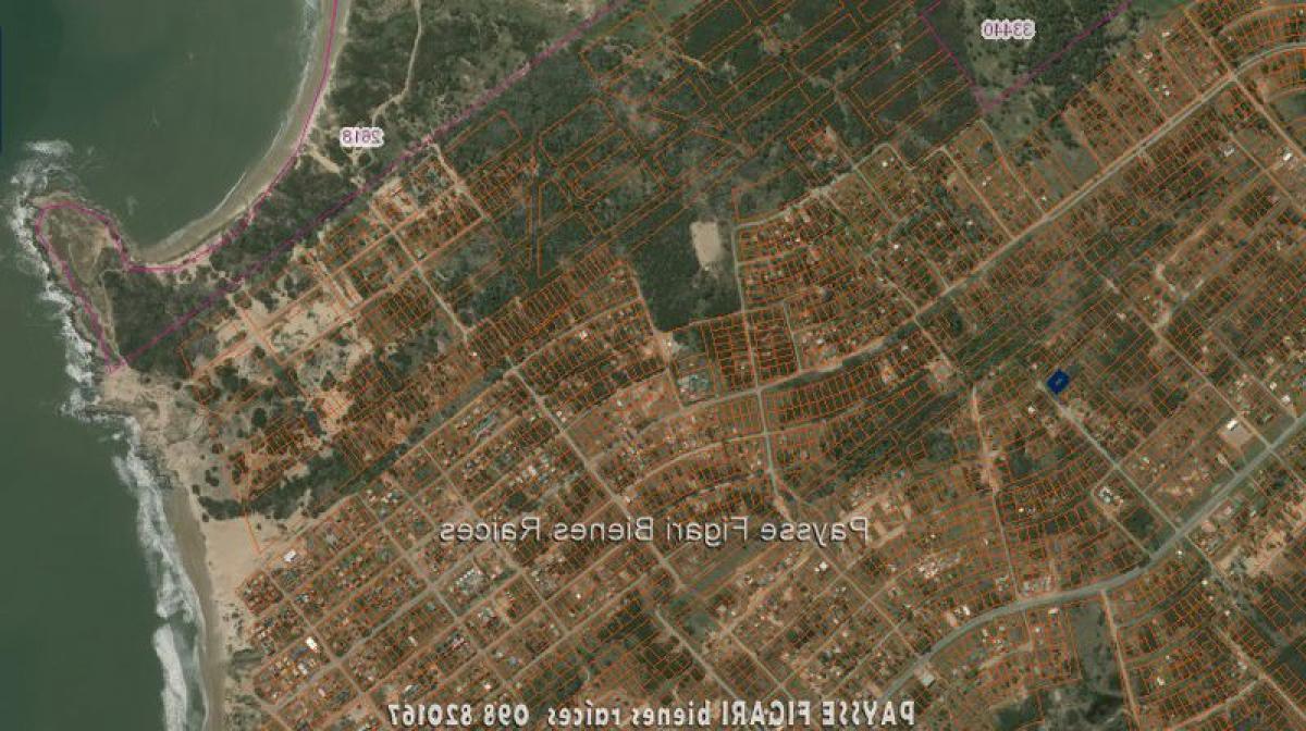 Picture of Residential Land For Sale in Rocha, Rocha, Uruguay