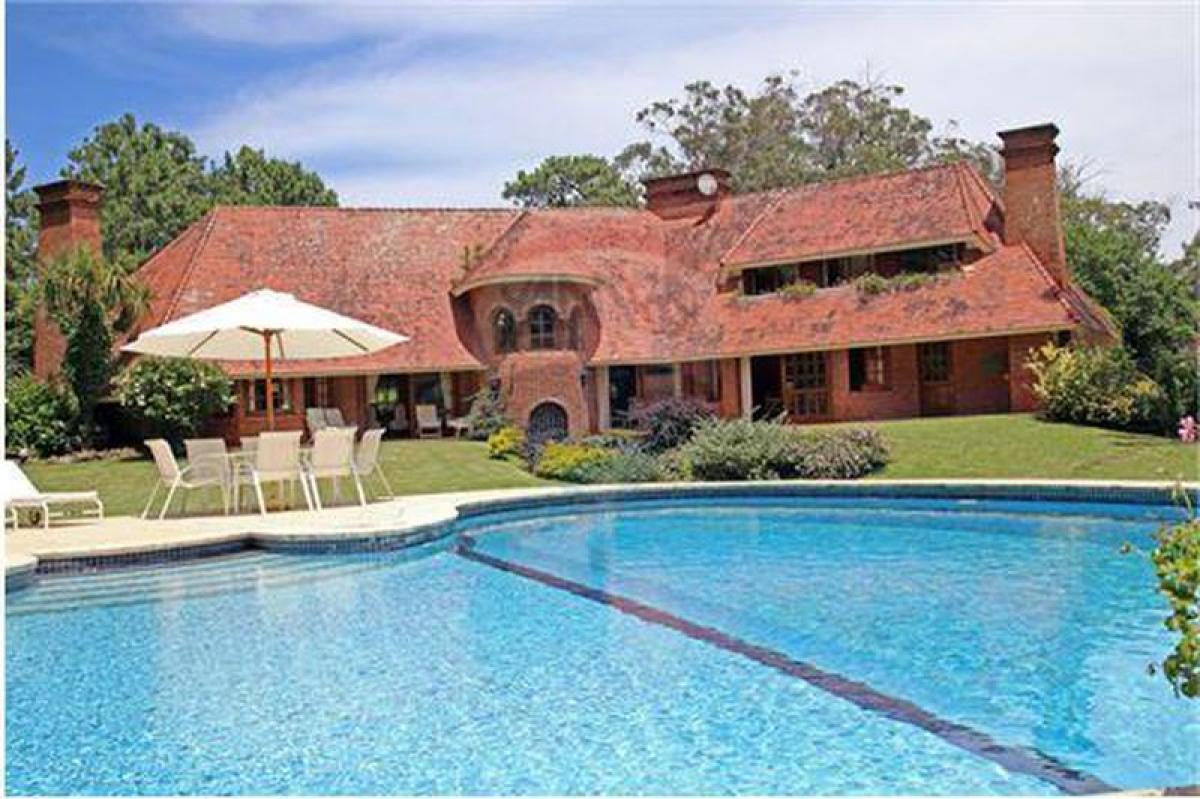 Picture of Home For Sale in Punta Del Este, Maldonado, Uruguay
