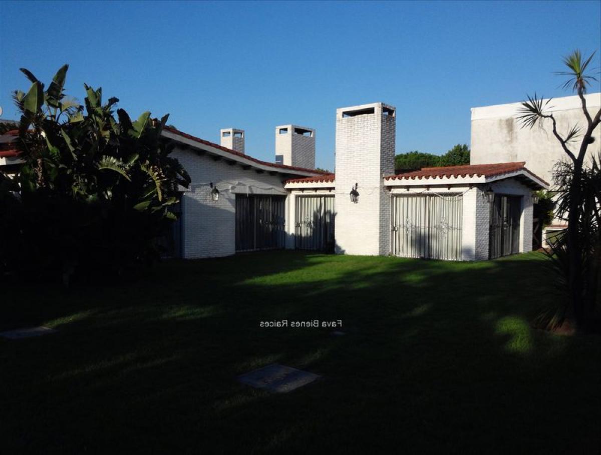 Picture of Home For Sale in Montevideo, Montevideo, Uruguay