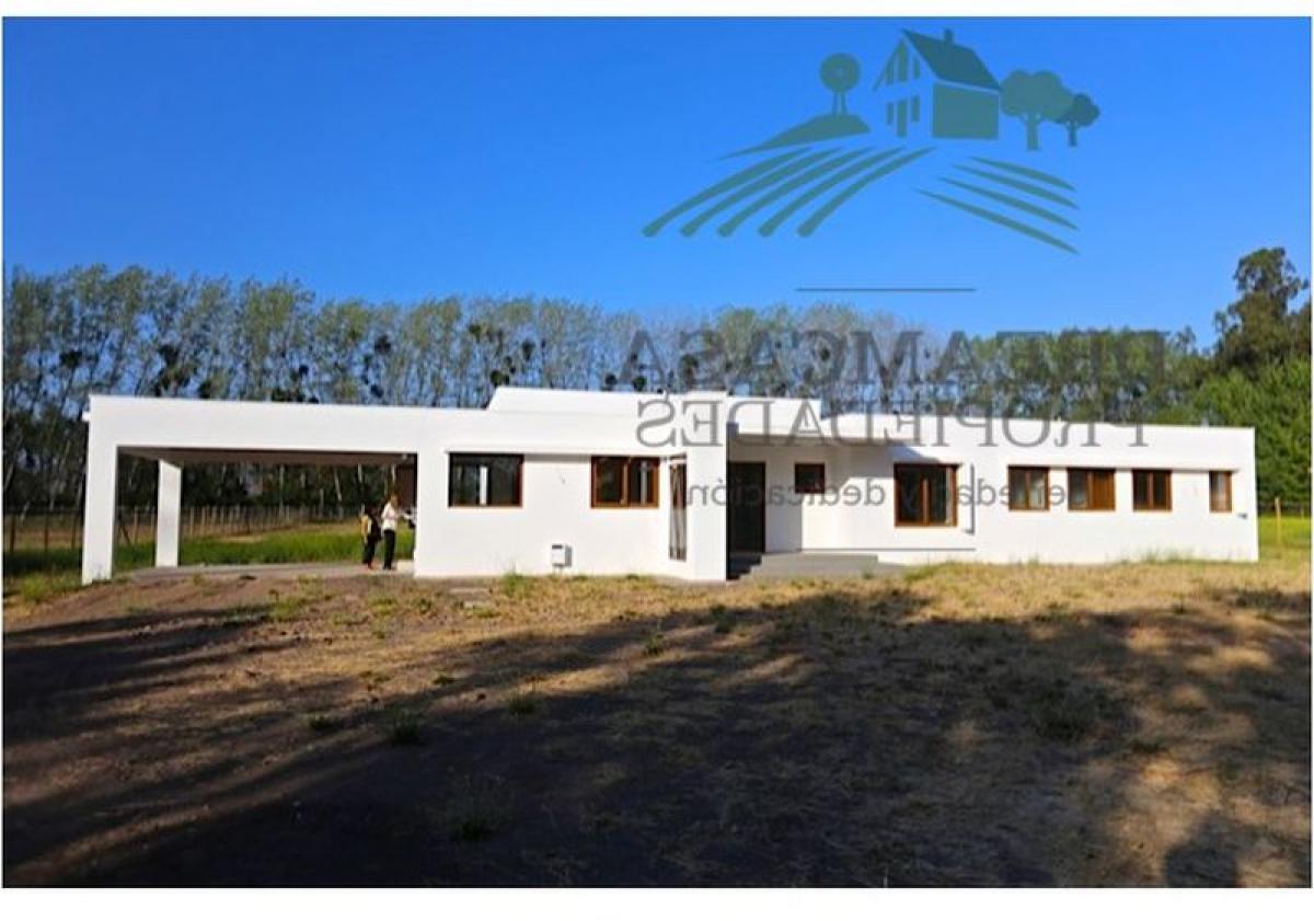 Picture of Home For Sale in Talagante, Region Metropolitana
, Chile