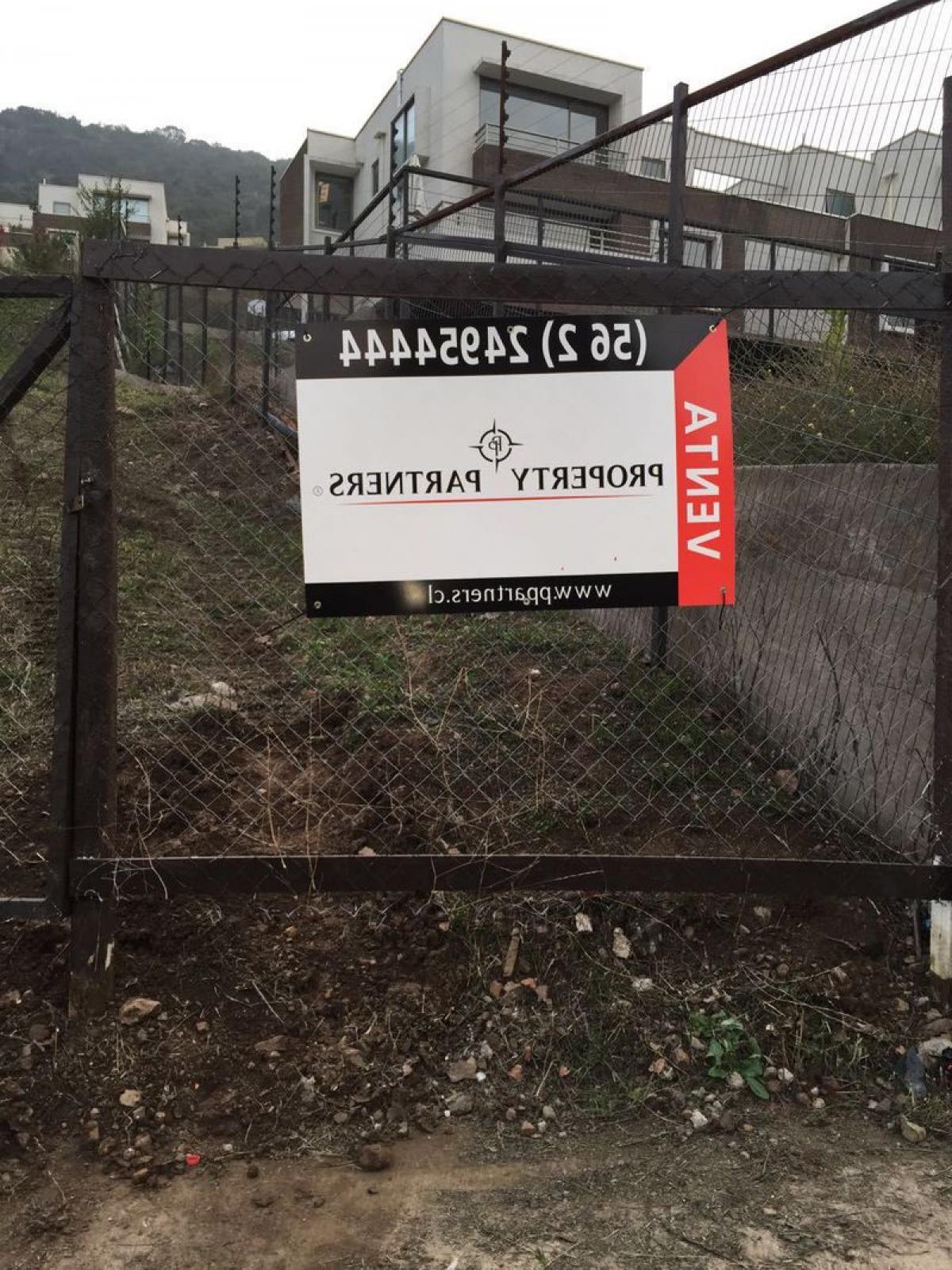 Picture of Residential Land For Sale in Santiago, Region Metropolitana
, Chile