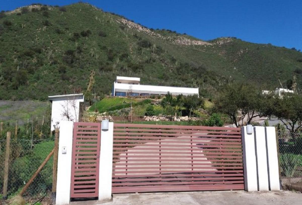 Picture of Home For Sale in Region Metropolitana, Region Metropolitana
, Chile