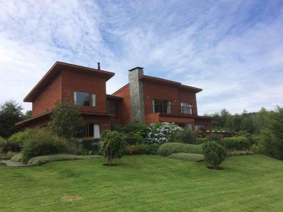 Picture of Residential Land For Sale in Region De Los Rios, Los Rios, Chile