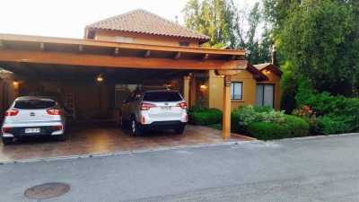 Home For Sale in Cordillera, Chile