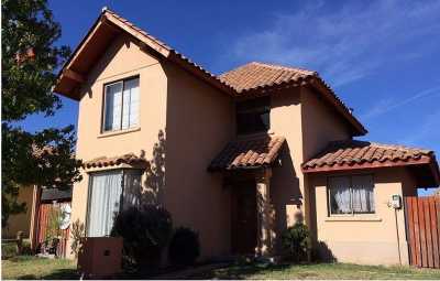 Home For Sale in Cordillera, Chile