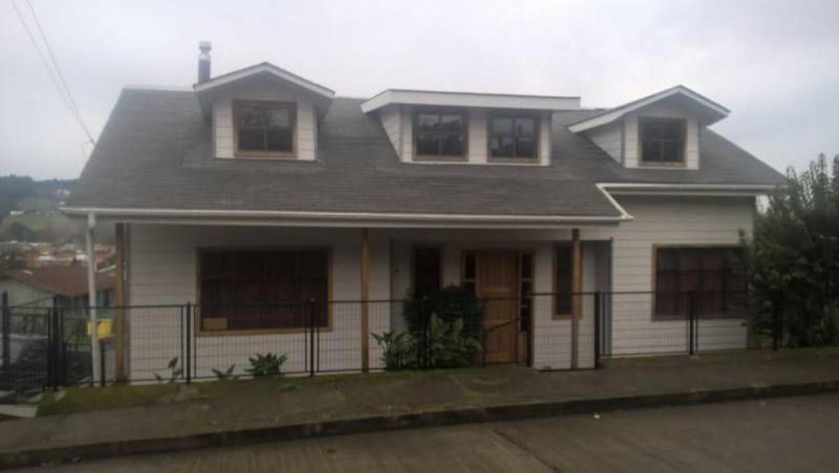 Picture of Home For Sale in Region De Los Lagos, Los Lagos, Chile