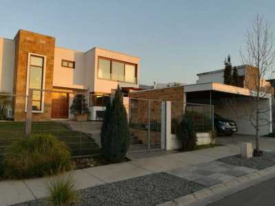 Home For Sale in Chacabuco, Chile