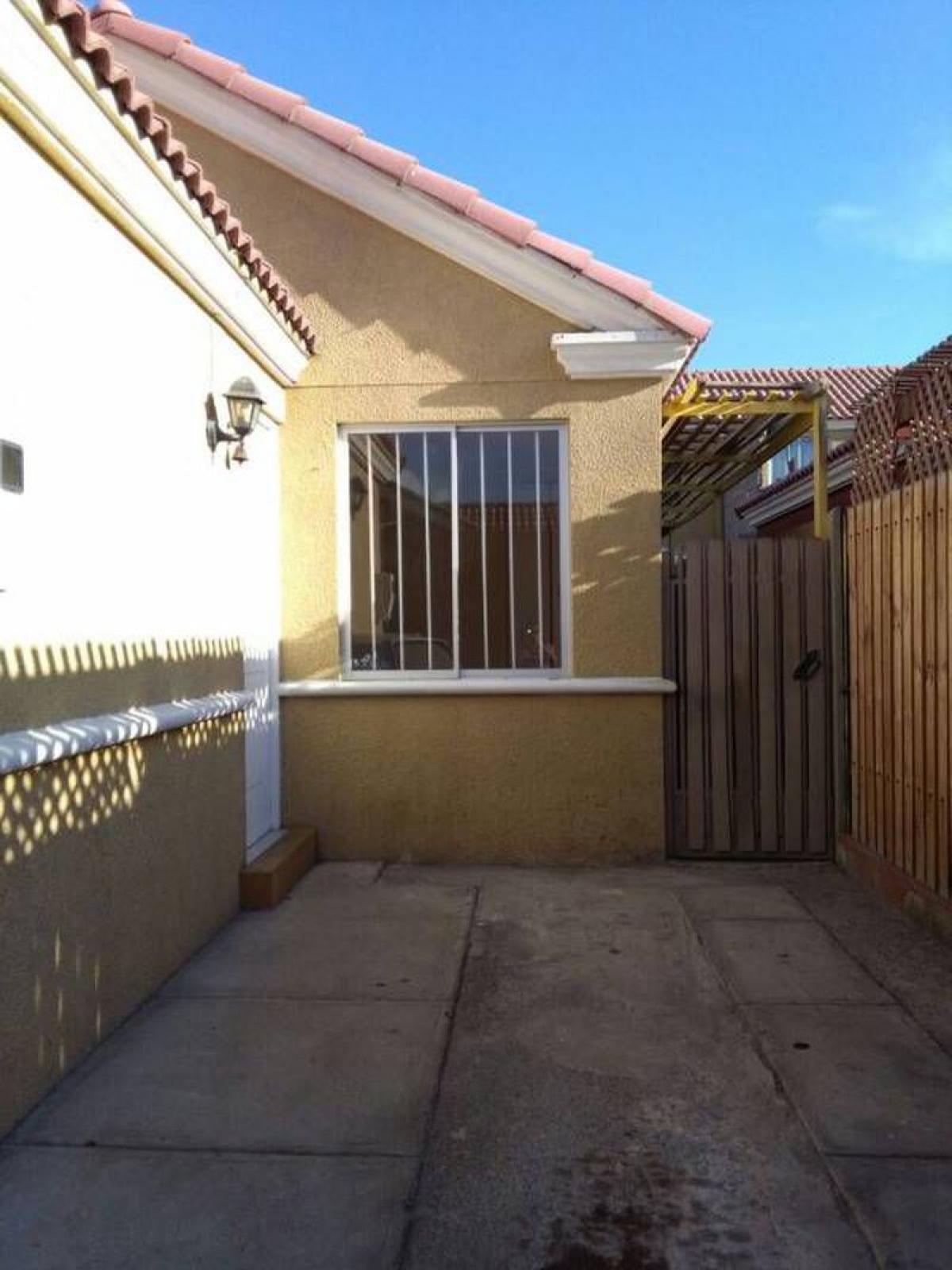 Picture of Home For Sale in Region De Antofagasta, Antofagasta, Chile