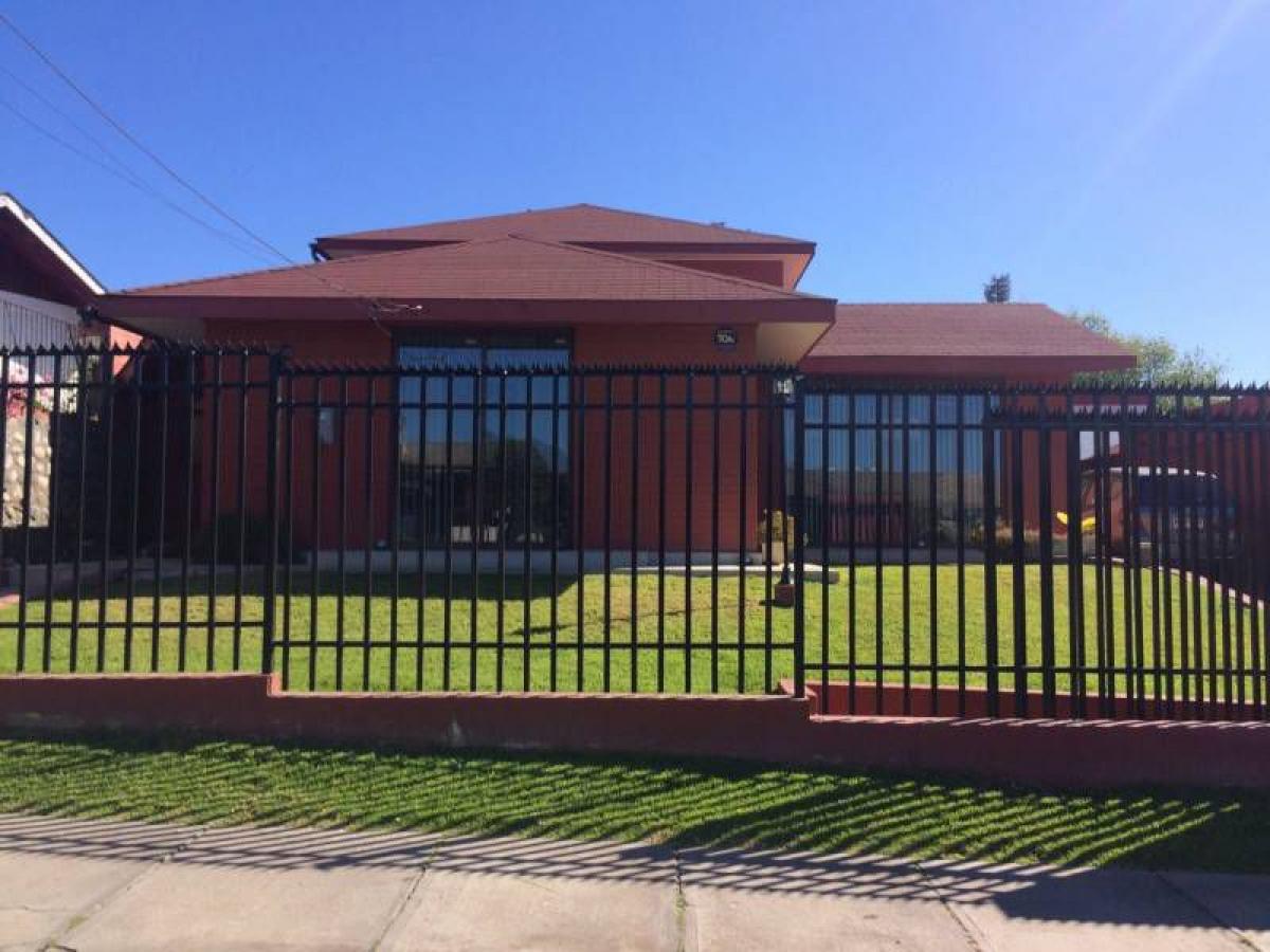 Picture of Home For Sale in Region De Coquimbo, Coquimbo, Chile