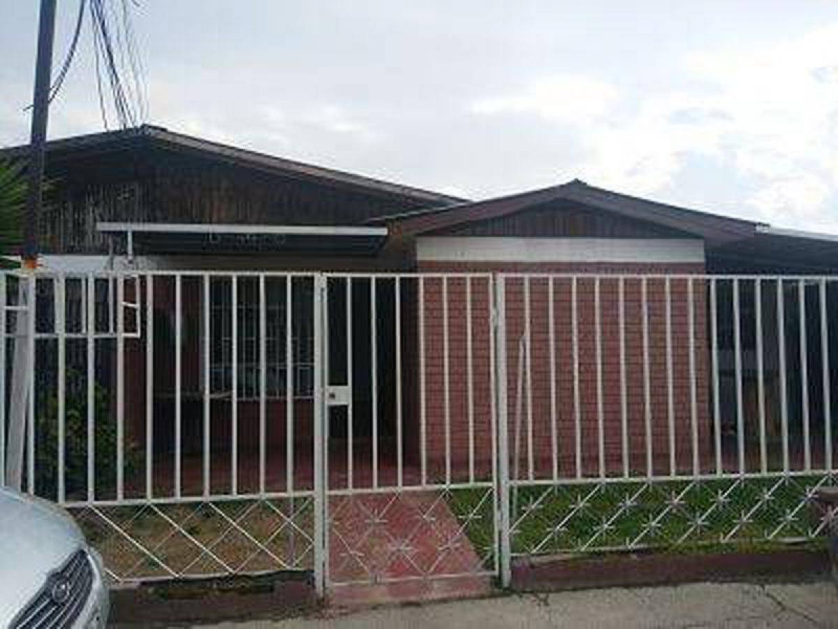 Picture of Home For Sale in Region De O'Higgins, O'Higgins, Chile