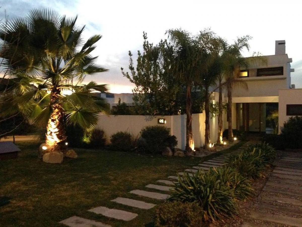 Picture of Home For Sale in Chacabuco, Region Metropolitana
, Chile