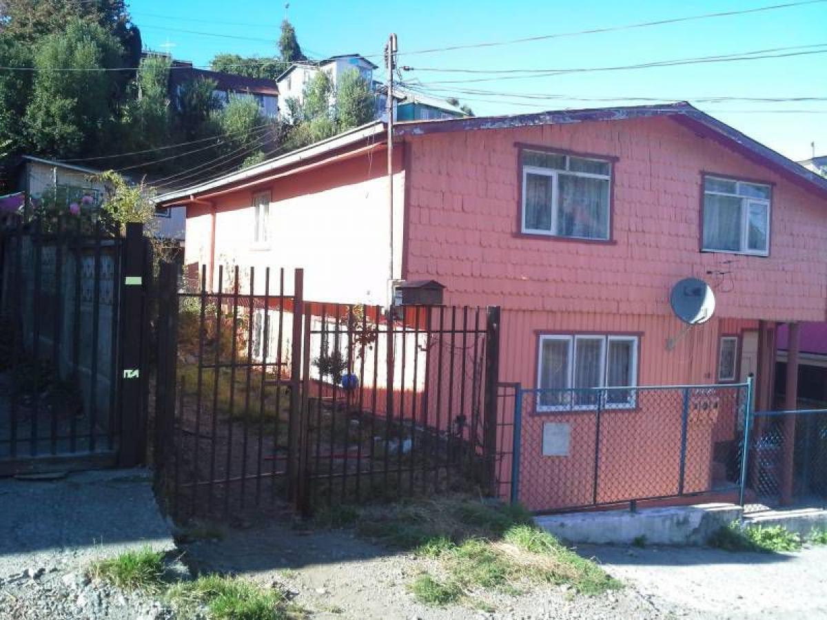 Picture of Home For Sale in Region De Los Lagos, Los Lagos, Chile
