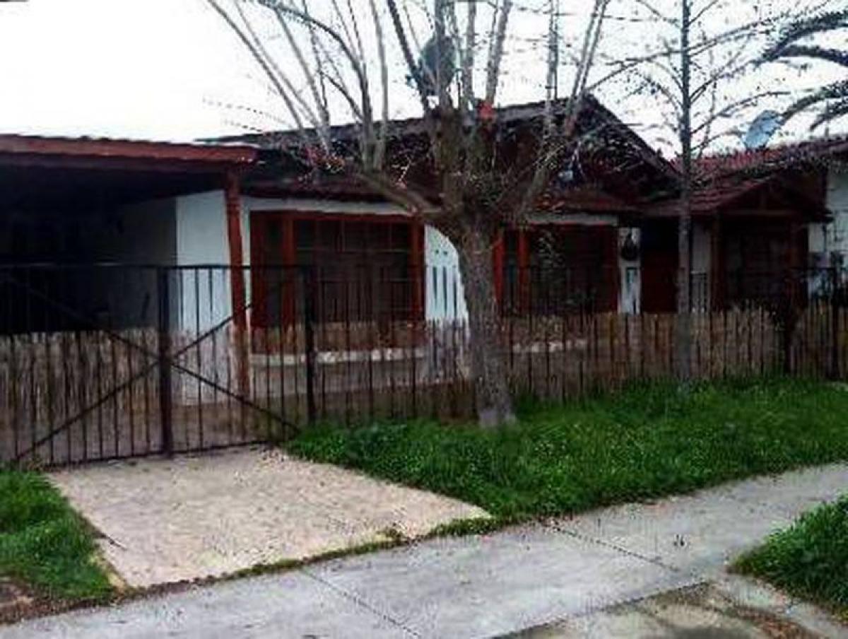 Picture of Home For Sale in Region De O'Higgins, O'Higgins, Chile