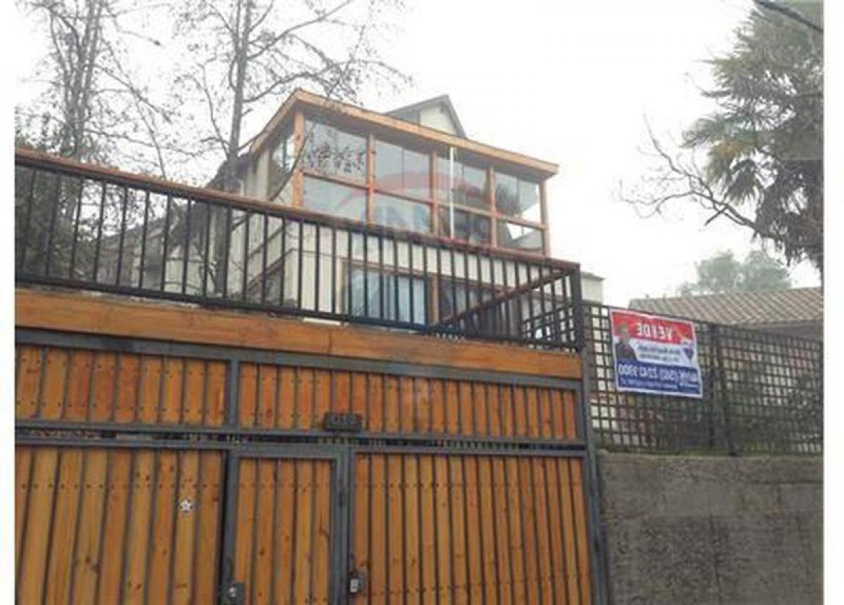 Las Condes, Santiago, Region Metropolitana , Chile Homes For Sale at