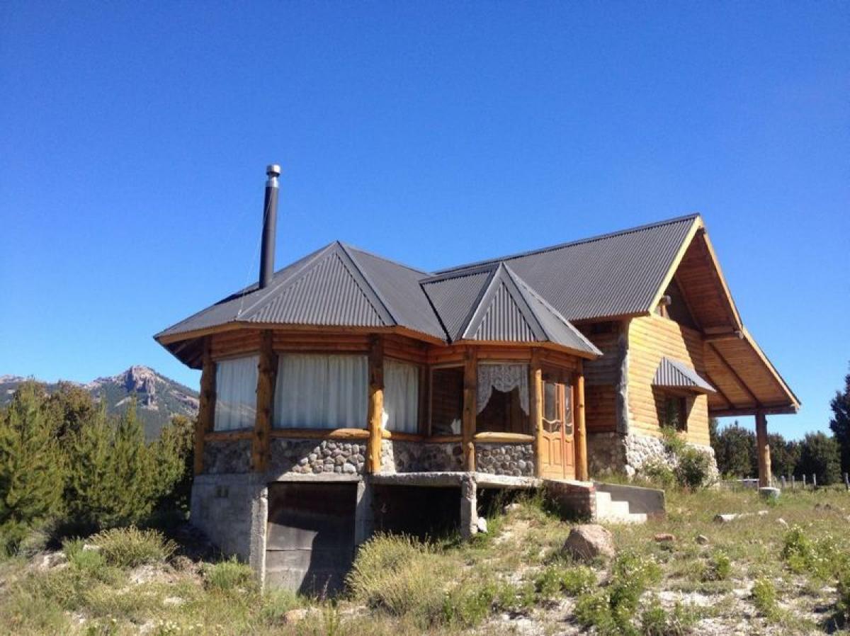 Picture of Home For Sale in Neuquen, Neuquen, Argentina