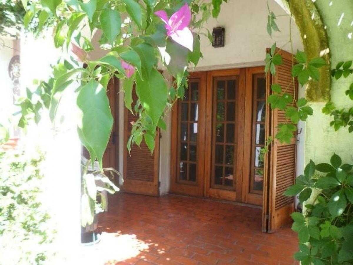 Picture of Home For Sale in Lujan, Buenos Aires, Argentina