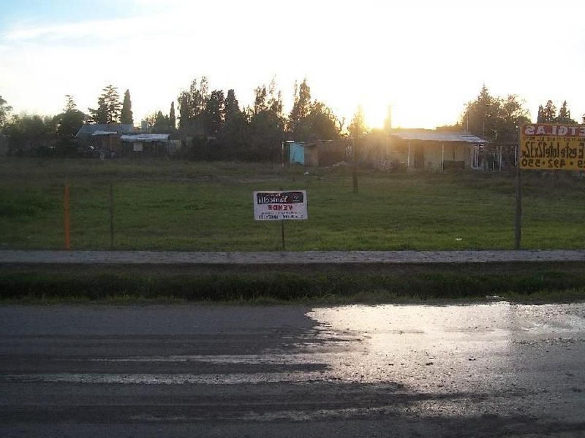 Picture of Residential Land For Sale in Bs.As. G.B.A. Zona Sur, Buenos Aires, Argentina